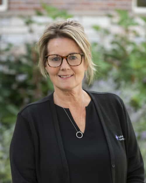 Headshot of Shirley Lange