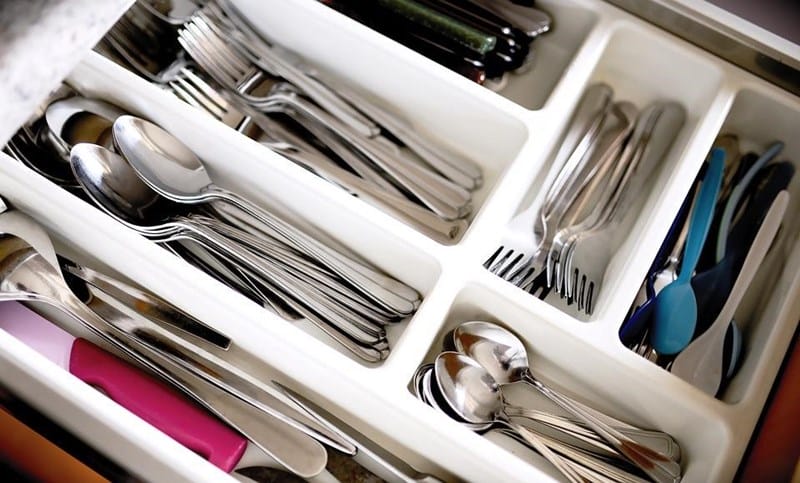 Utensils in organizer tray
